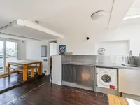 Недвижимость Brandon Estate, Oval: 1