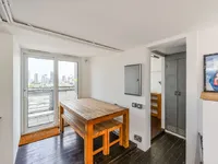 Недвижимость Brandon Estate, Oval: 2