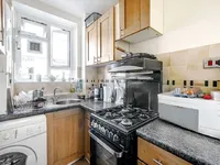 Недвижимость Robert Owen House, Bishop's Park: 6