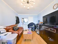 Недвижимость Woodchester Square, Royal Oak: 2
