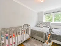 Недвижимость Elias Place, Oval: 5