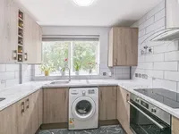 Недвижимость Elias Place, Oval: 7