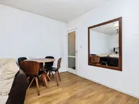 Недвижимость Dickens Estate: 13