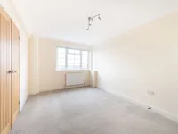 Недвижимость Ashford Court, Gladstone Park: 3