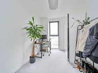 Недвижимость Lakeside Drive, Park Royal: 11