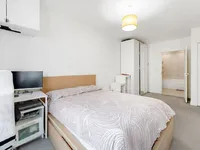 Недвижимость Woodley Crescent, Coleby House: 1