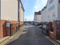Недвижимость Pembroke Road, Ruislip: 3