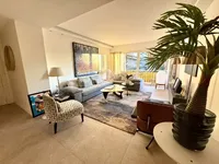 Недвижимость House République Cannes: 2