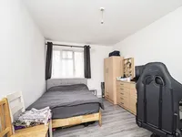 Недвижимость Stepney Way, Whitechapel: 2