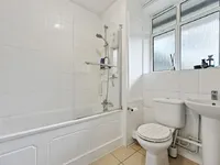 Недвижимость Bromyard Avenue, Acton: 2
