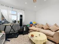 Недвижимость White City Estate: 9