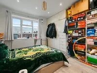 Недвижимость White City Estate: 12