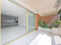 Недвижимость House Pointe Croisette: 1