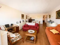 Недвижимость Villa Petit Juas: 2