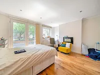 Недвижимость Tabard Street: 5