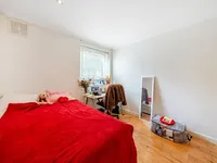 Недвижимость Tabard Street: 12