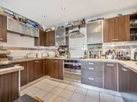 Недвижимость Tottenham Lane: 11