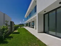 Недвижимость Новый дом 300 м² в центре: 14