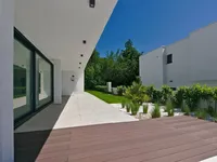 Недвижимость Новый дом 300 м² в центре: 15