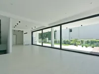 Недвижимость Новый дом 300 м² в центре: 21