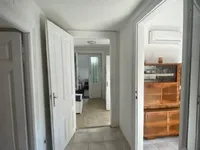 Недвижимость Трехкомнатная квартира, Центр: 9