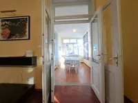 Недвижимость Трехкомнатная квартира в центре: 19