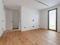 Недвижимость Четырехкомнатная квартира Бежиград: 55