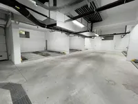 Недвижимость Трехкомнатная квартира в центре: 22