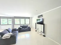 Недвижимость Central apartment in Escaldes with three bedrooms, two parking spaces and storage: 4