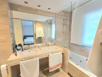 Недвижимость Central apartment in Escaldes with three bedrooms, two parking spaces and storage: 13