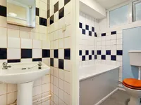 Недвижимость Hazlewood Crescent: 8