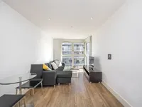 Недвижимость Queensland Road, Holloway: 2