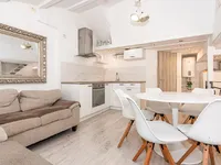 Недвижимость Four-room apartment Piran: 2
