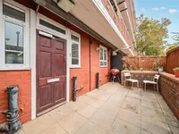 Недвижимость White City Estate: 10