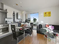 Недвижимость Luma Apartments, Central Way: 2