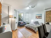 Недвижимость Sutherland Avenue: 7