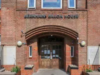 Недвижимость Henriques Street: 15