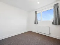 Недвижимость Neasden Lane North: 1