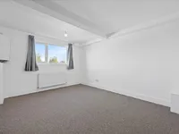 Недвижимость Neasden Lane North: 6