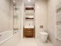 Недвижимость Tawny Court, 2 Shearwater Drive, Colindale: 1