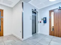 Недвижимость Tawny Court, 2 Shearwater Drive, Colindale: 4