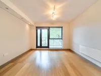 Недвижимость Rothsay Street: 2