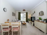 Недвижимость Melville Court, Goldhawk Road: 3