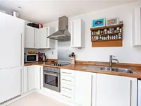 Недвижимость Davoll Court, Marine Street: 10