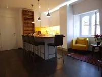 Недвижимость Четырёхкомнатная квартира в центре : 2