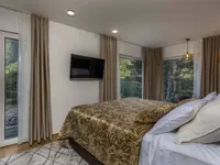 Недвижимость Семейный дом 225 м², Центр: 9