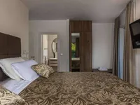 Недвижимость Семейный дом 225 м², Центр: 12