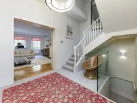 Недвижимость Sloane Court West: 2