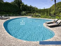 Недвижимость Villa Croix des Gardes: 3