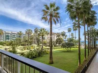 Недвижимость Villa Croix des Gardes: 1